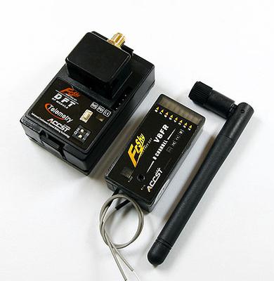 FrSky 2.4G Futaba Compatible RF Module (two-way) & Receivers Combo DFT/V8FR